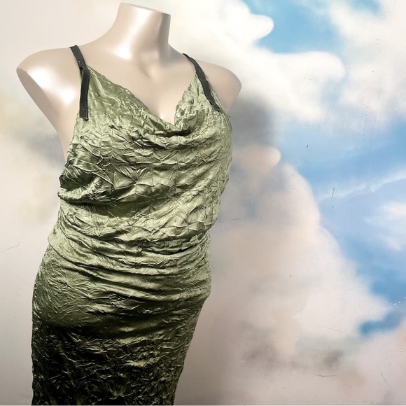 Handmade zipper strap dress - Picture 6 of 6